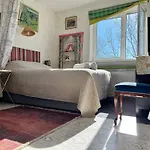 Little London One Boutique Netflix Tv Old Town *