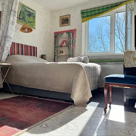 Little London One Boutique Netflix Tv Old Town *