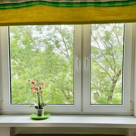 Little London Boutique With Netflix, Location In Old Town *