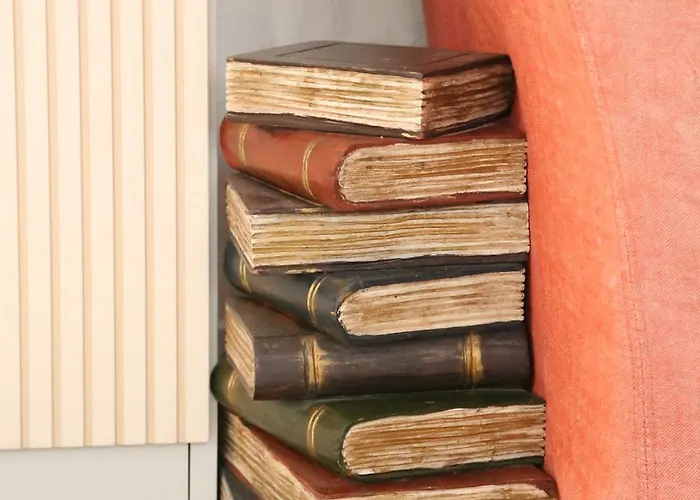 Little London One Boutique Netflix Tv Old Town *