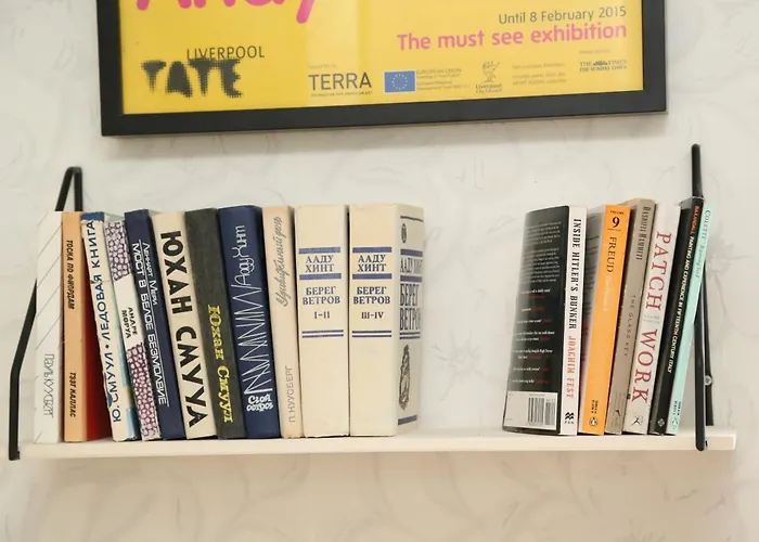 Little London One Boutique Netflix Tv Old Town Narva