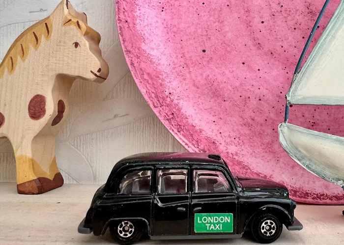 Little London One Boutique Netflix Tv Old Town Lägenhet Narva