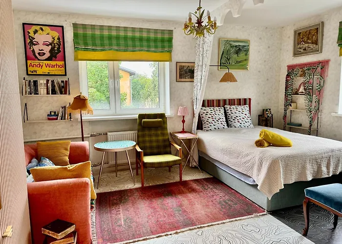 Little London One Boutique Netflix Tv Old Town Lägenhet Narva