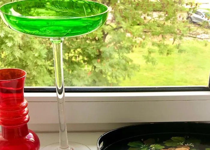 Little London One Boutique Netflix Tv Old Town * Narva