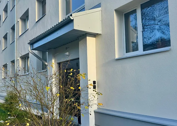 Little London One Boutique Netflix Tv Old Town Narva